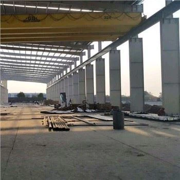 Склад с лека стоманена конструкция